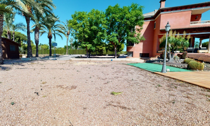 6 Bed Townhouse for sale in Elche Costa Blanca, Alicante, Spain