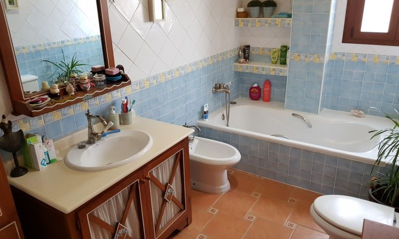 Se vende Villa - Chalet de 4 dormitorios en Costa Blanca, Alicante, España