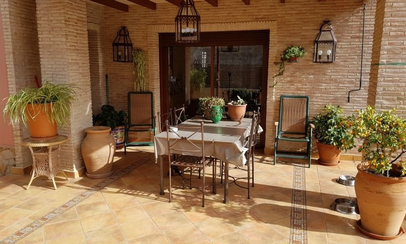 Se vende Villa - Chalet de 4 dormitorios en Costa Blanca, Alicante, España
