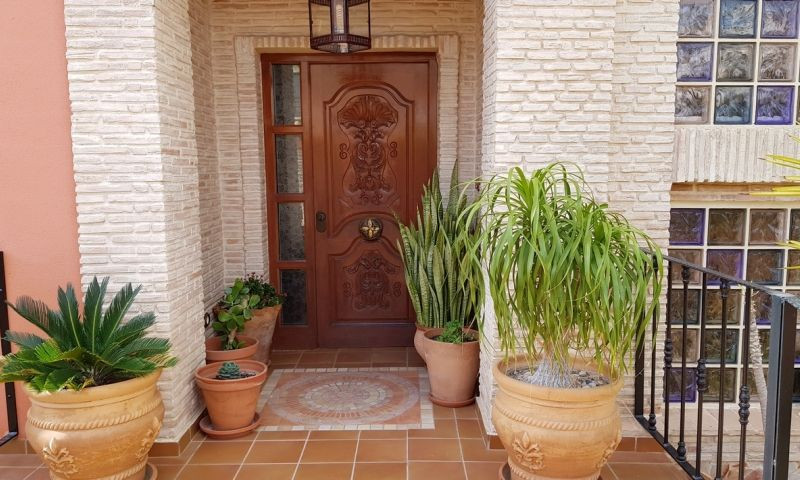 Se vende Villa - Chalet de 4 dormitorios en Costa Blanca, Alicante, España