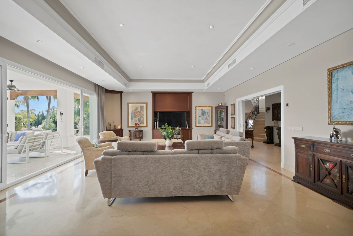 Se vende Villa - Chalet de 7 dormitorios en Costa Del Sol, Málaga, España