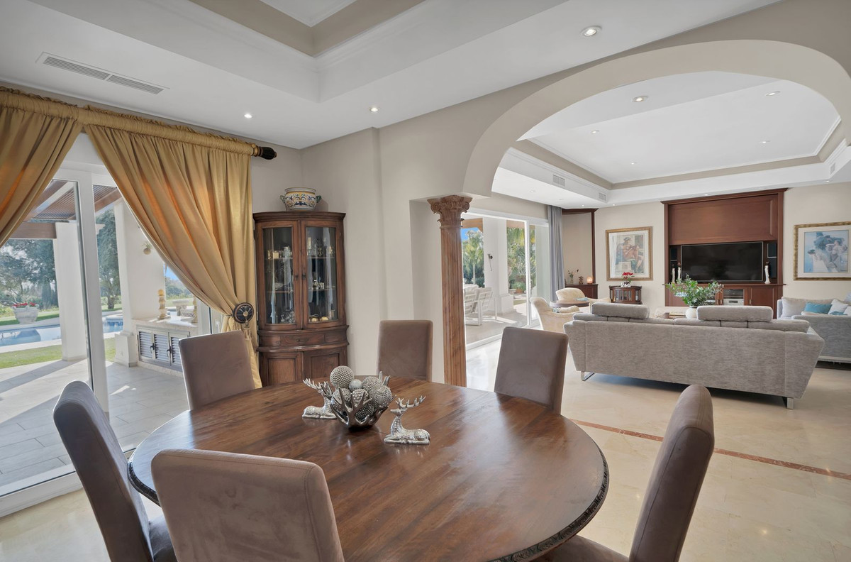 Se vende Villa - Chalet de 7 dormitorios en Costa Del Sol, Málaga, España