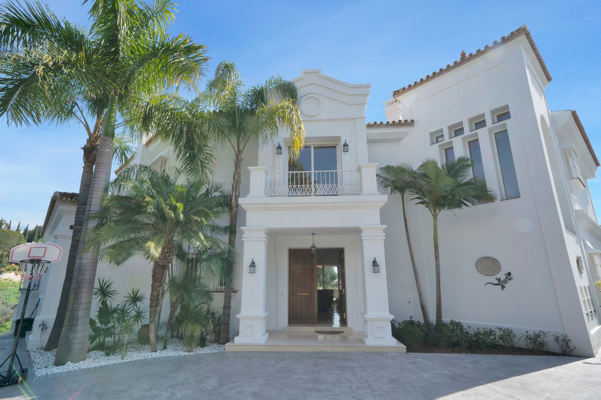 Se vende Villa - Chalet de 7 dormitorios en Costa Del Sol, Málaga, España