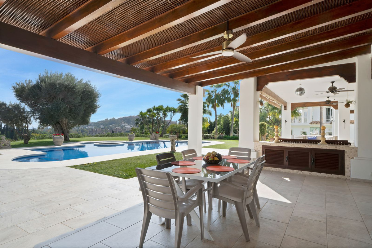 Se vende Villa - Chalet de 7 dormitorios en Costa Del Sol, Málaga, España