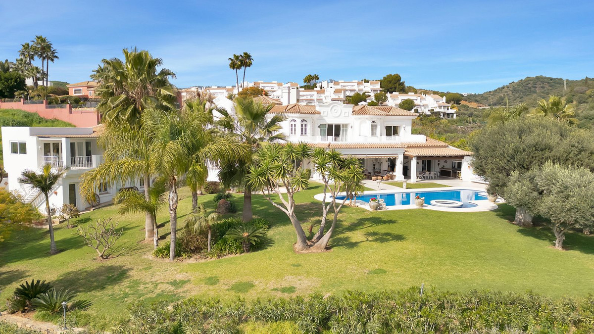 Se vende Villa - Chalet de 7 dormitorios en Costa Del Sol, Málaga, España