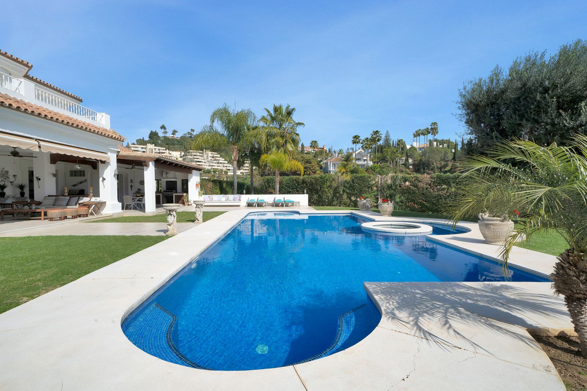 Se vende Villa - Chalet de 7 dormitorios en Costa Del Sol, Málaga, España