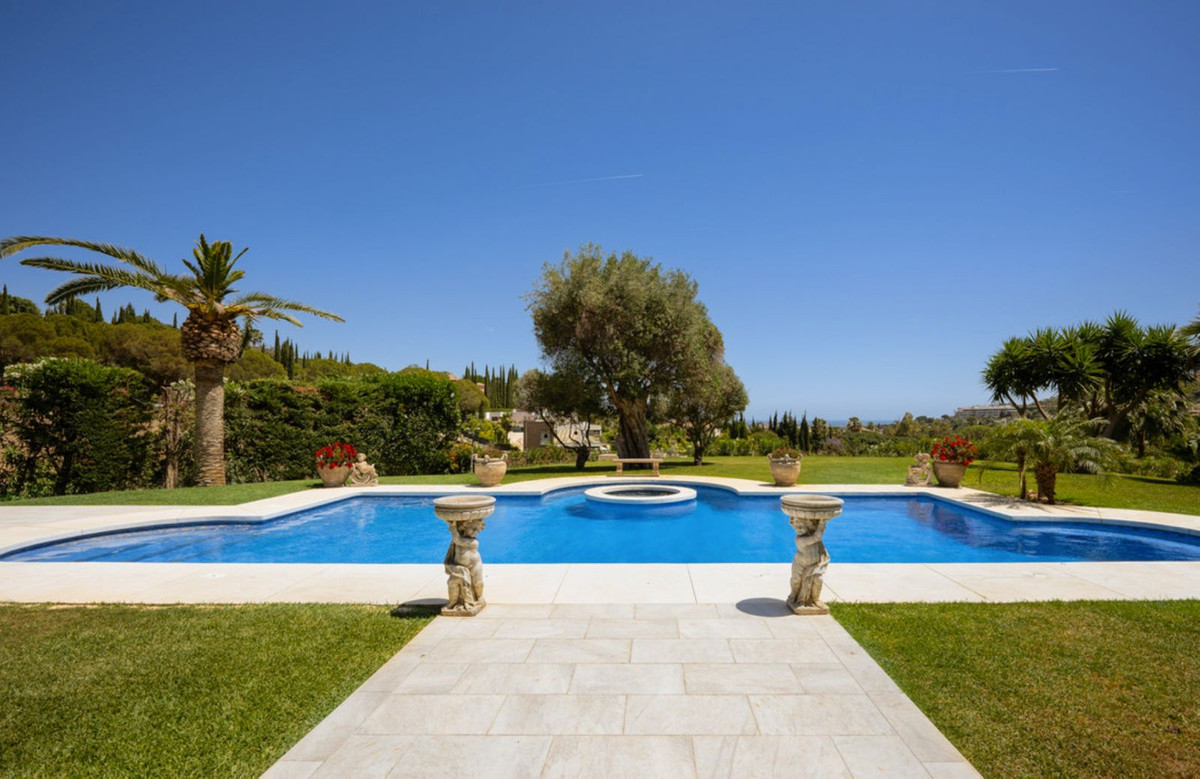Se vende Villa - Chalet de 7 dormitorios en Costa Del Sol, Málaga, España