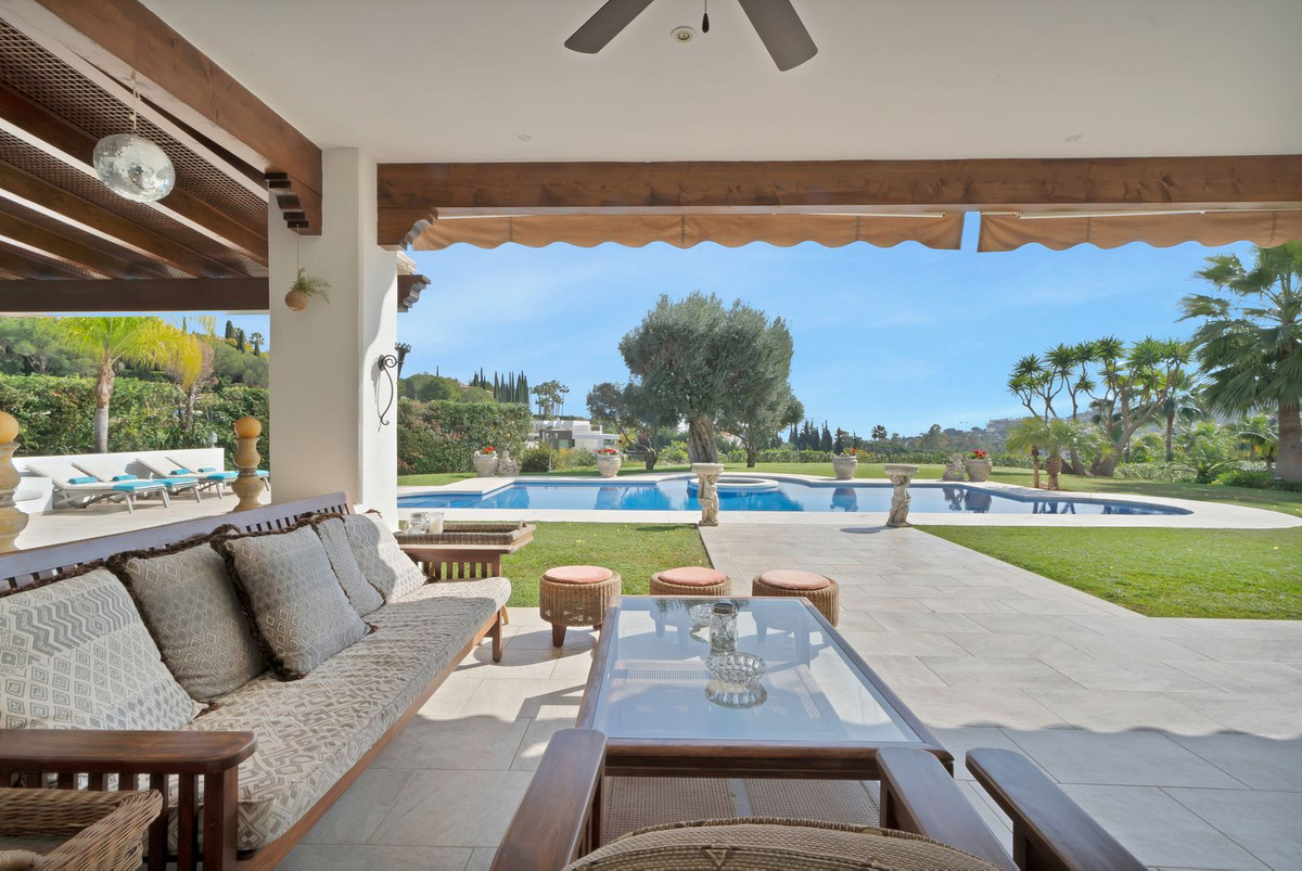 Se vende Villa - Chalet de 7 dormitorios en Costa Del Sol, Málaga, España