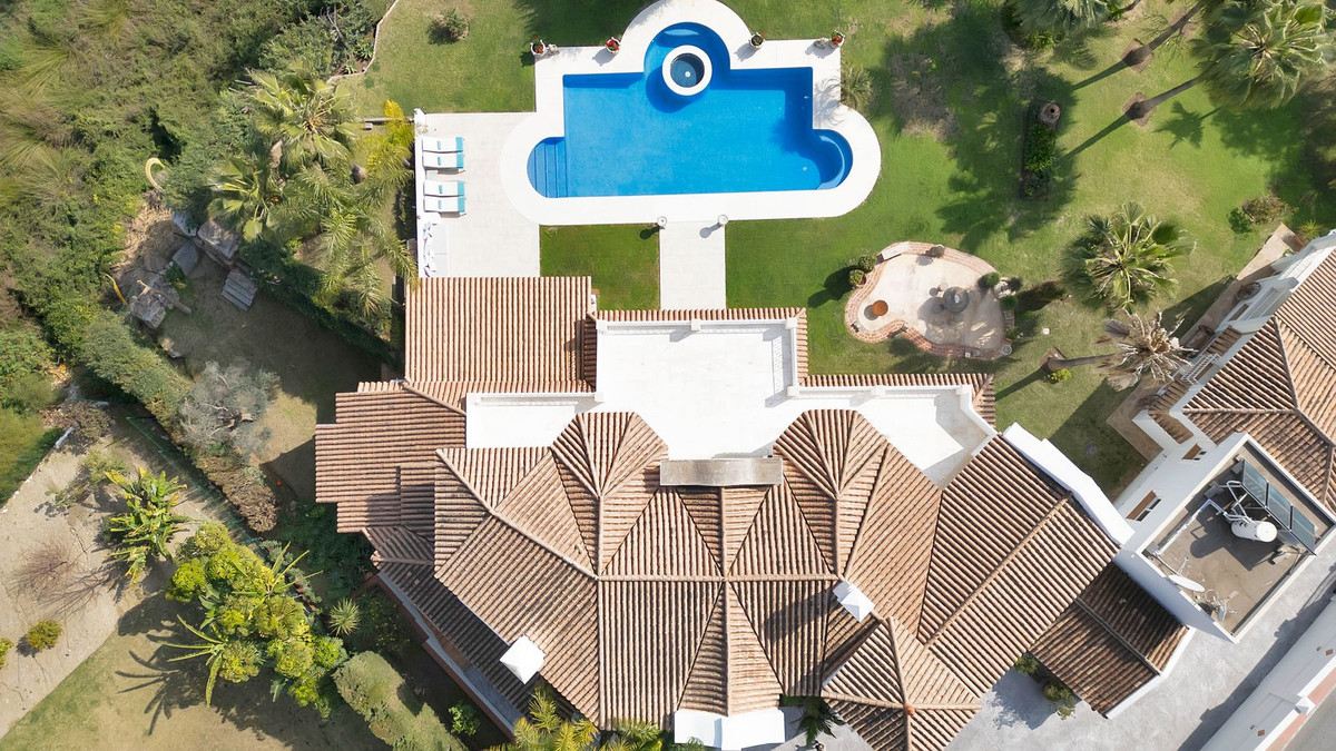 Se vende Villa - Chalet de 7 dormitorios en Costa Del Sol, Málaga, España