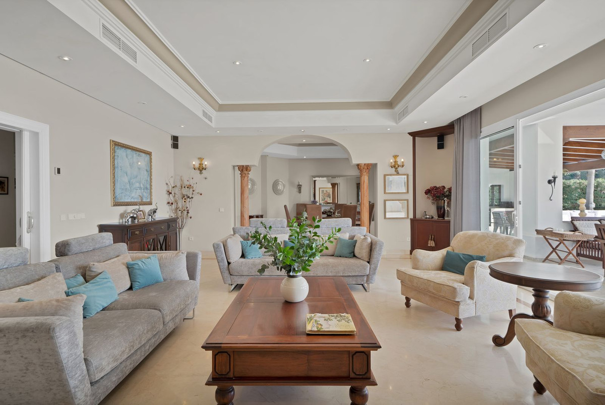 Se vende Villa - Chalet de 7 dormitorios en Costa Del Sol, Málaga, España