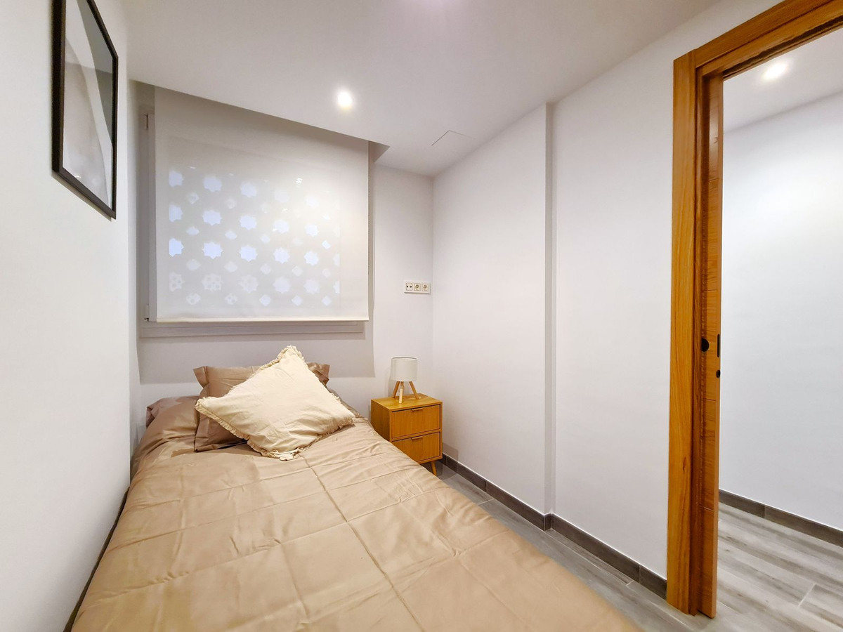 Se vende Apartamento Planta Media de 3 dormitorios en Costa Del Sol, Málaga, España