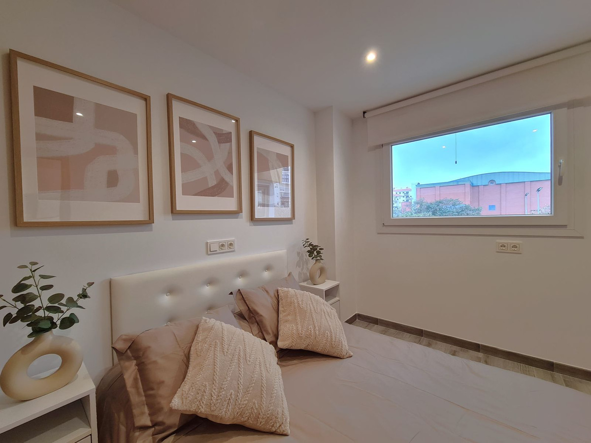 Se vende Apartamento Planta Media de 3 dormitorios en Costa Del Sol, Málaga, España
