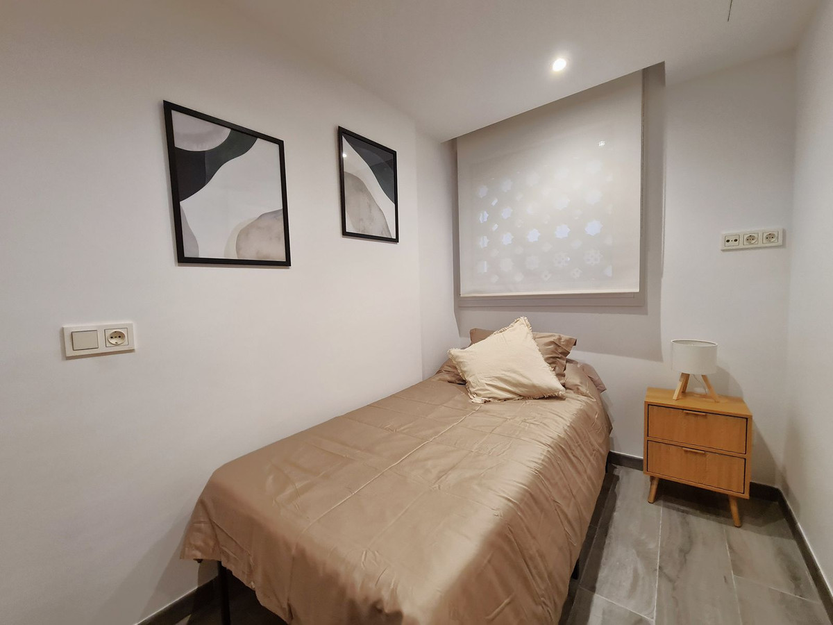 Se vende Apartamento Planta Media de 3 dormitorios en Costa Del Sol, Málaga, España