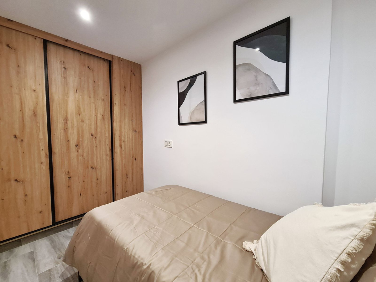 Se vende Apartamento Planta Media de 3 dormitorios en Costa Del Sol, Málaga, España