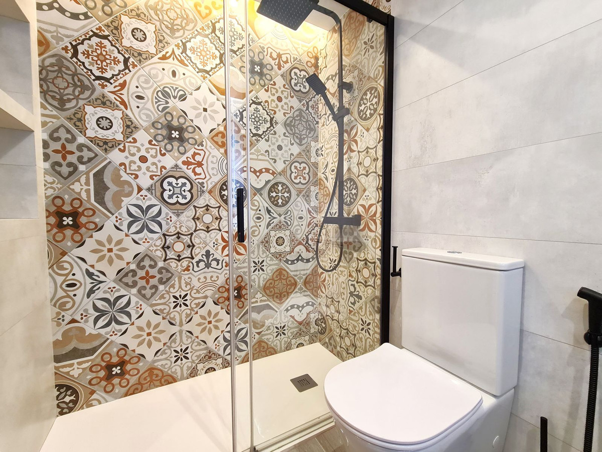 Se vende Apartamento Planta Media de 3 dormitorios en Costa Del Sol, Málaga, España