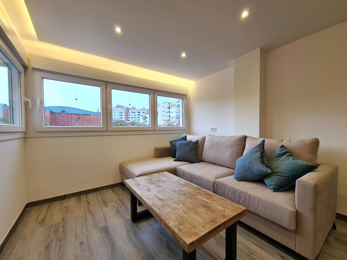 Se vende Apartamento Planta Media de 3 dormitorios en Costa Del Sol, Málaga, España