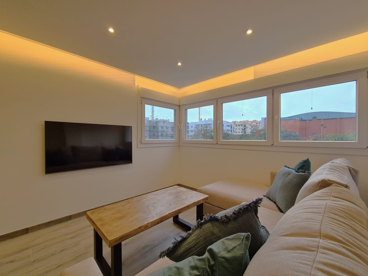 Se vende Apartamento Planta Media de 3 dormitorios en Costa Del Sol, Málaga, España