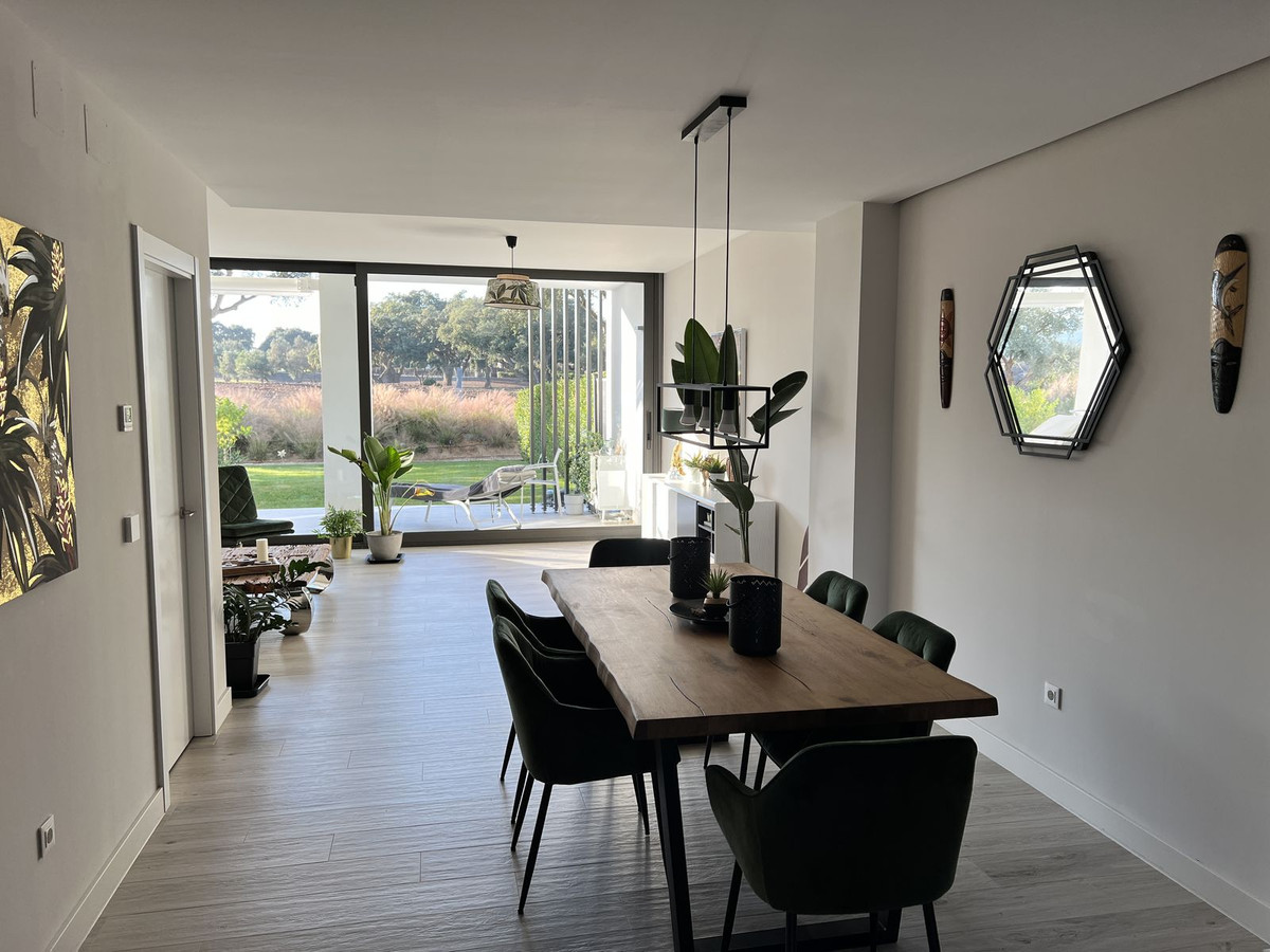 Se vende Adosada de 3 dormitorios en Costa Del Sol, Cadiz, España