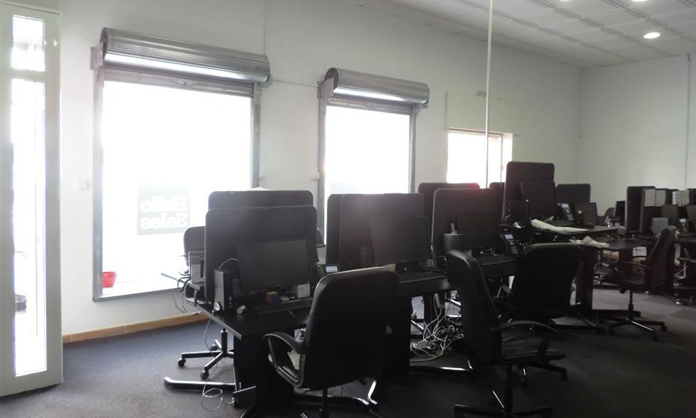 Commercial unit for sale in Fuengirola Costa Del Sol, Málaga, Spain