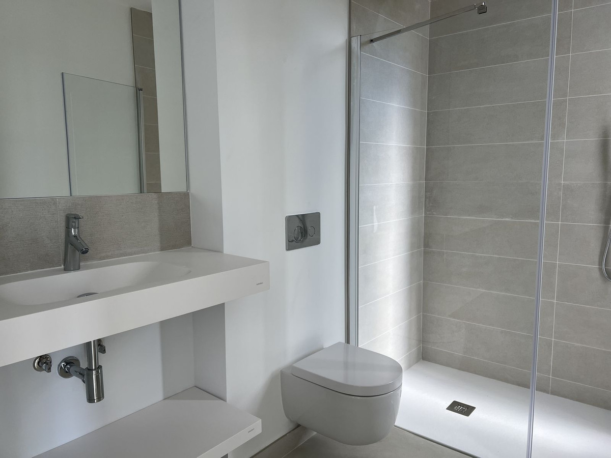 4 Bed Townhouse for sale in Fuengirola Costa Del Sol, Málaga, Spain