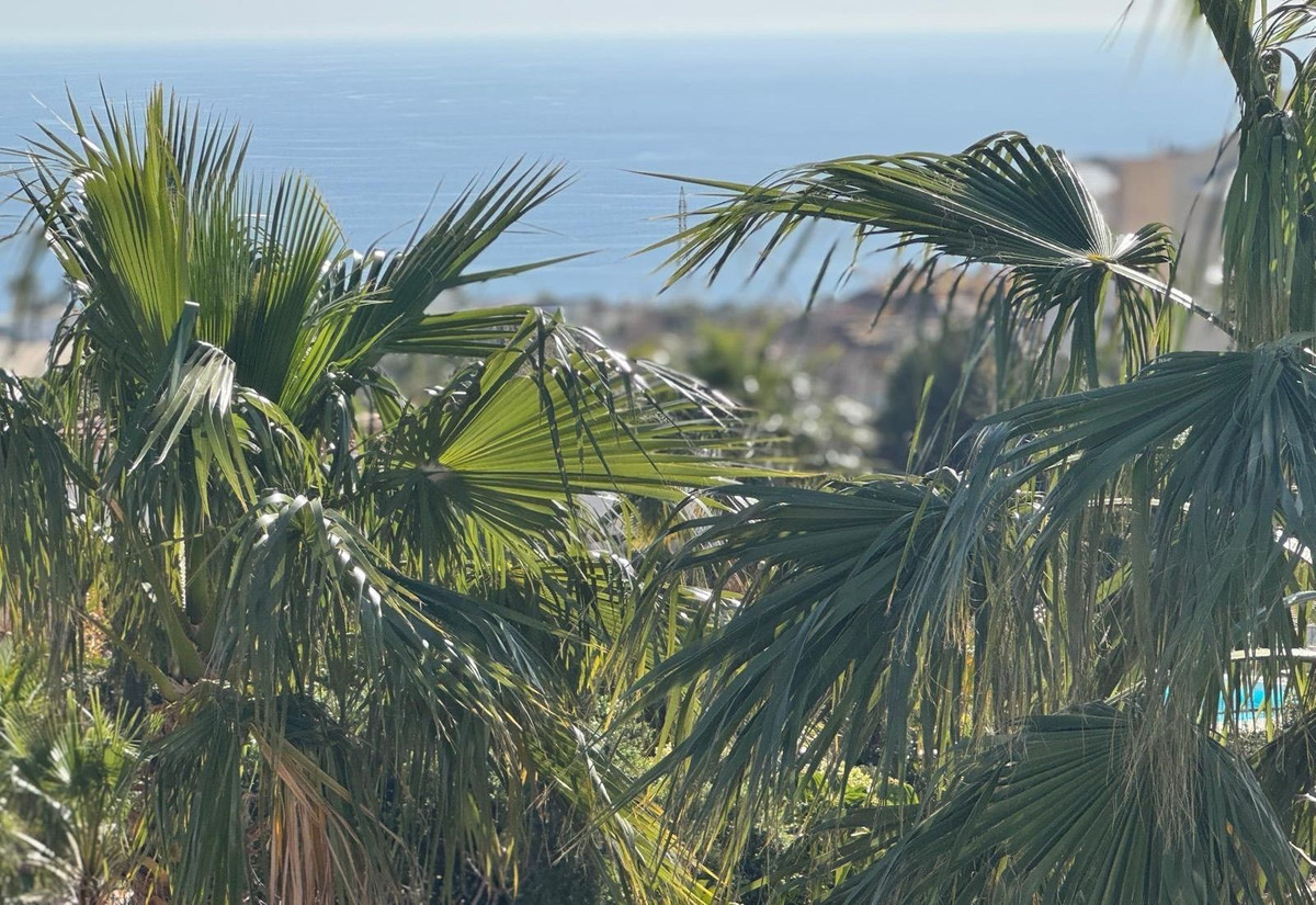 4 Bed Townhouse for sale in Fuengirola Costa Del Sol, Málaga, Spain