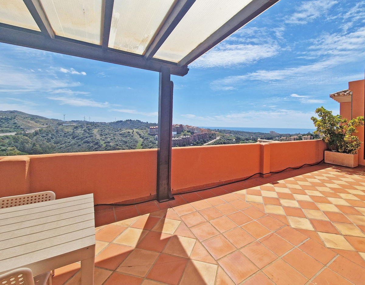 1 Bed Apartment for sale in Elviria Costa Del Sol, Málaga, Spain