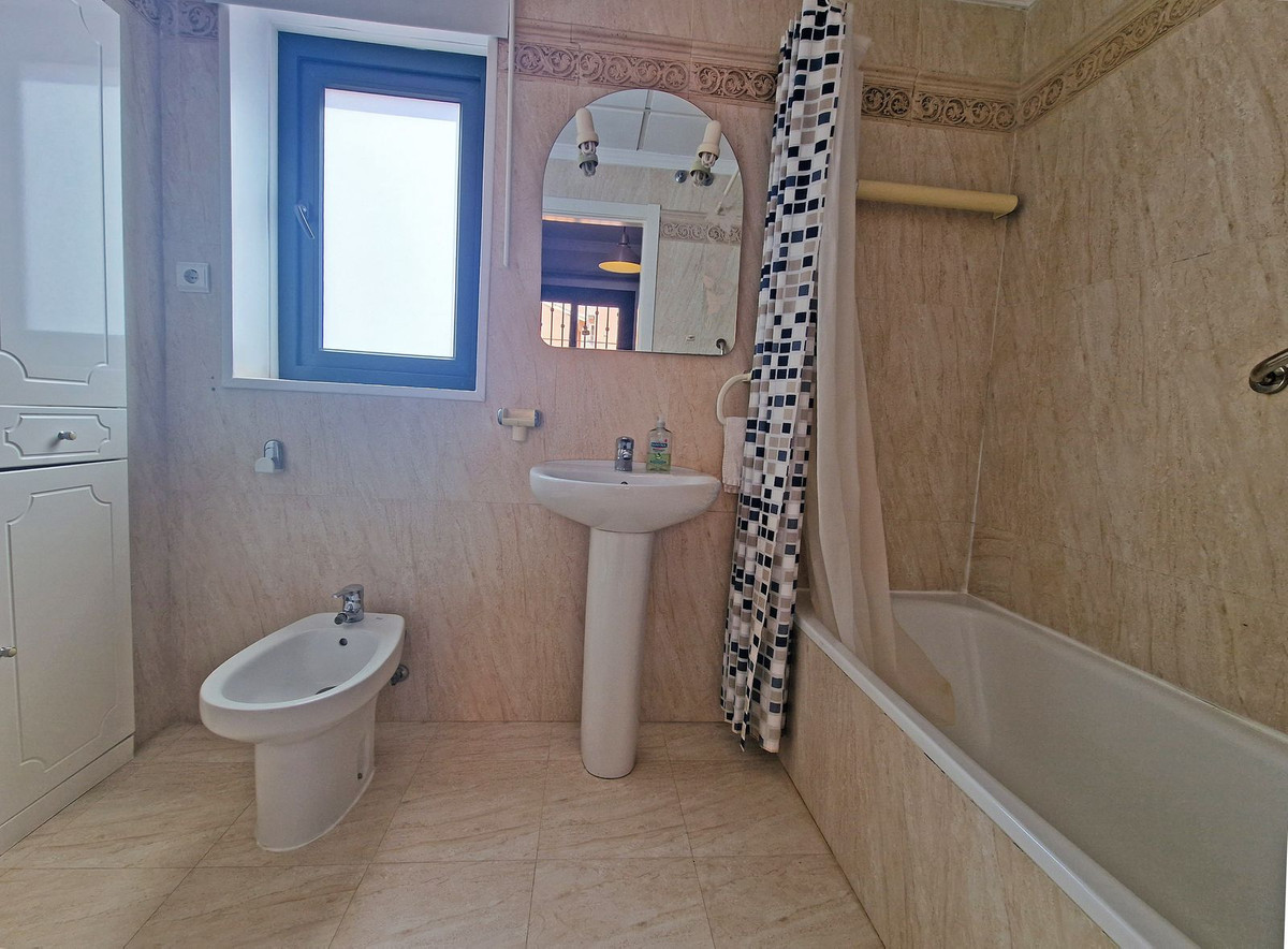 1 Bed Apartment for sale in Elviria Costa Del Sol, Málaga, Spain