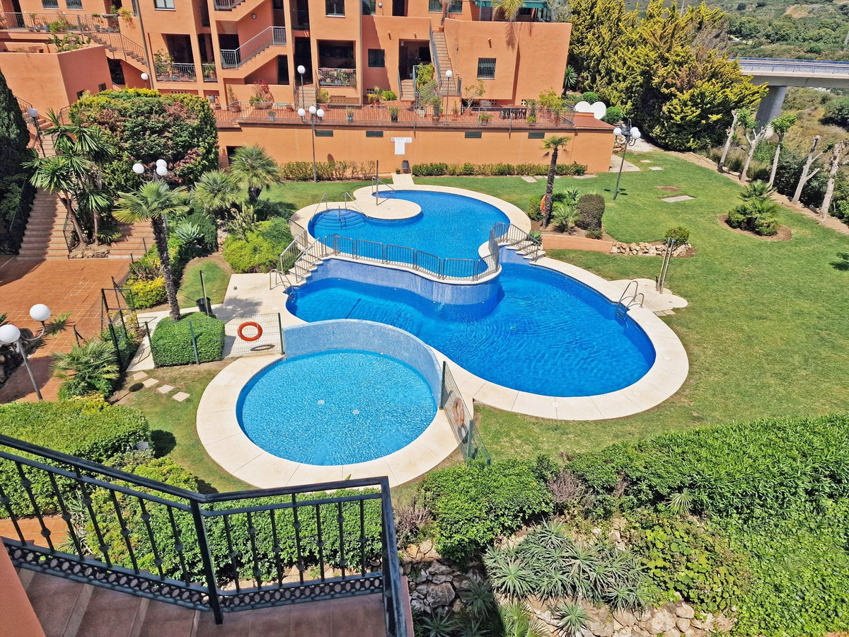 1 Bed Apartment for sale in Elviria Costa Del Sol, Málaga, Spain