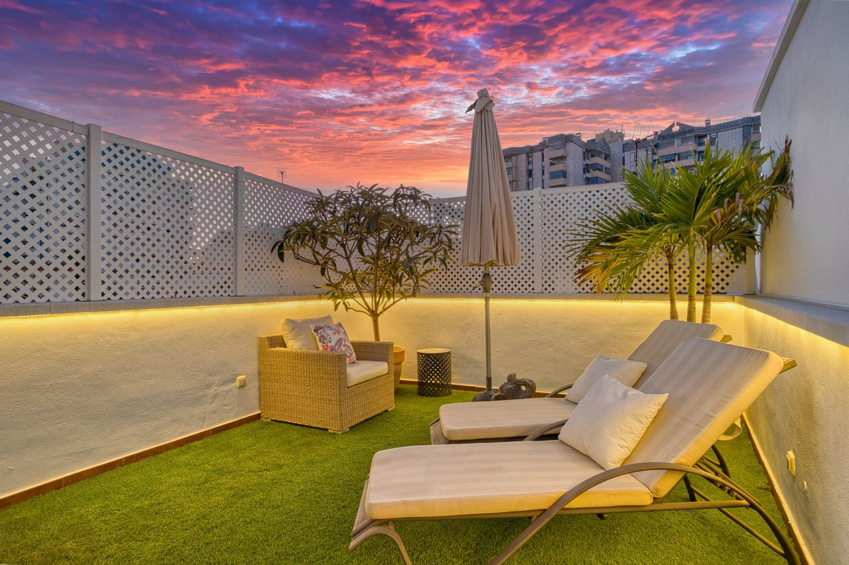4 Bed Townhouse for sale in Marbella Costa Del Sol, Málaga, Spain