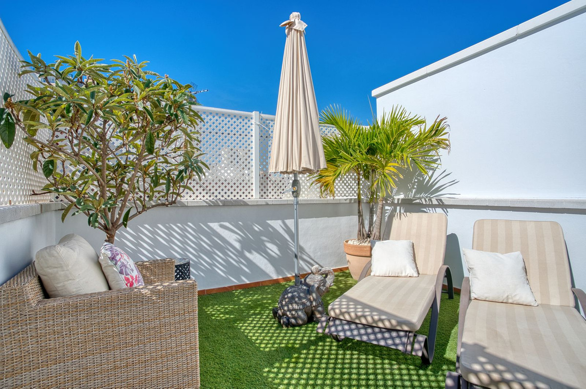 4 Bed Townhouse for sale in Marbella Costa Del Sol, Málaga, Spain