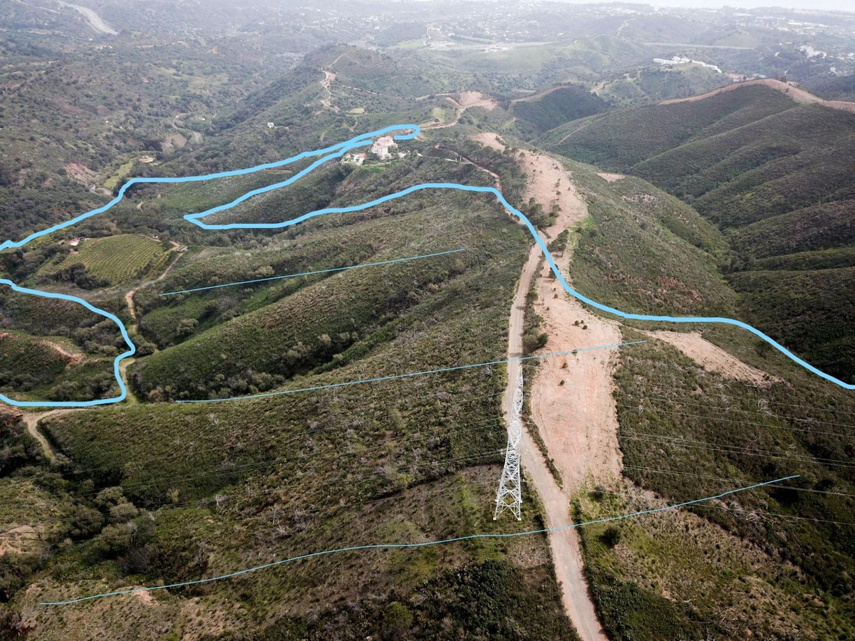 Se vende Terreno Rustico  en Costa Del Sol, Málaga, España