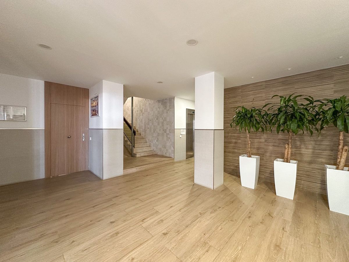 1 Bed Apartment for sale in Fuengirola Costa Del Sol, Málaga, Spain