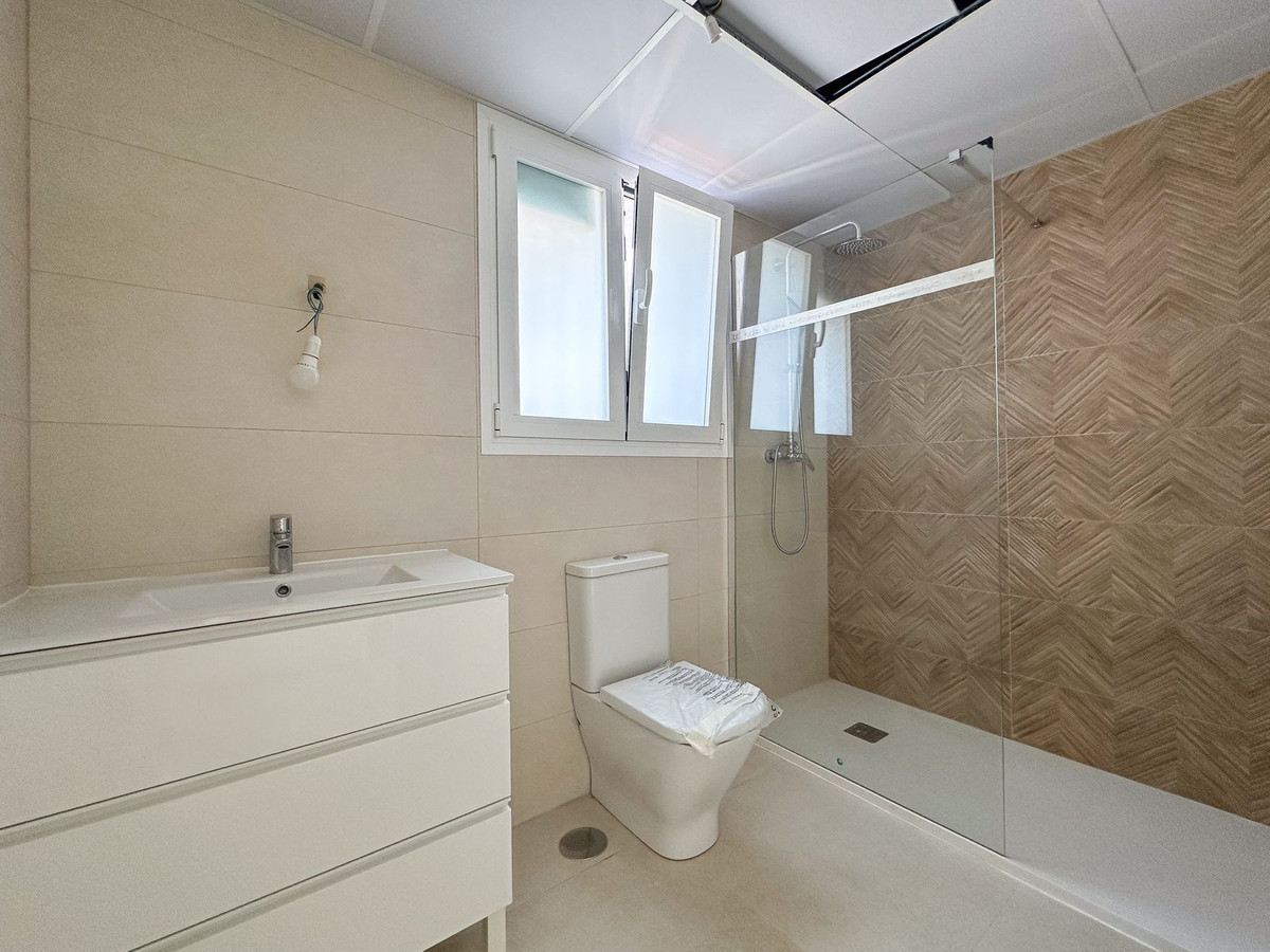Se vende Apartamento Planta Media de 1 dormitorios en Costa Del Sol, Málaga, España