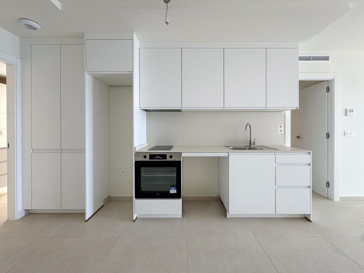 3 Bed Apartment for sale in Fuengirola Costa Del Sol, Málaga, Spain