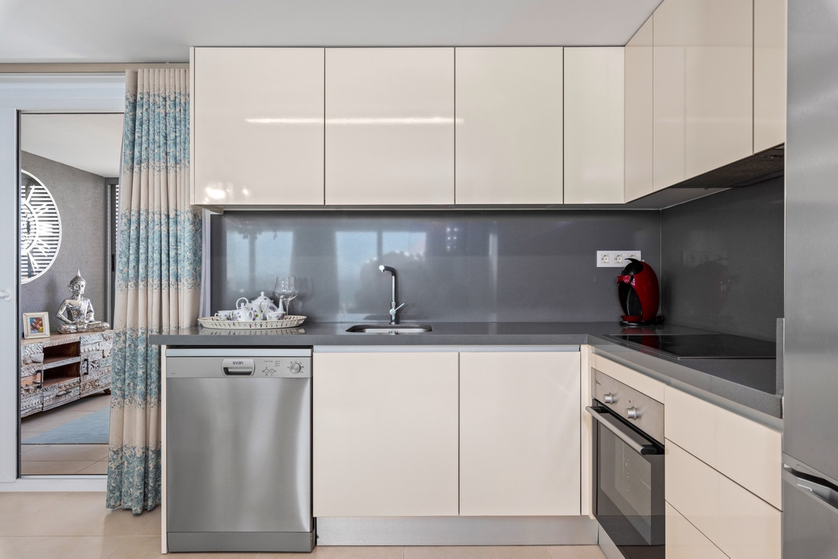 2 Bed Apartment for sale in Punta Prima Costa Blanca, Alicante, Spain