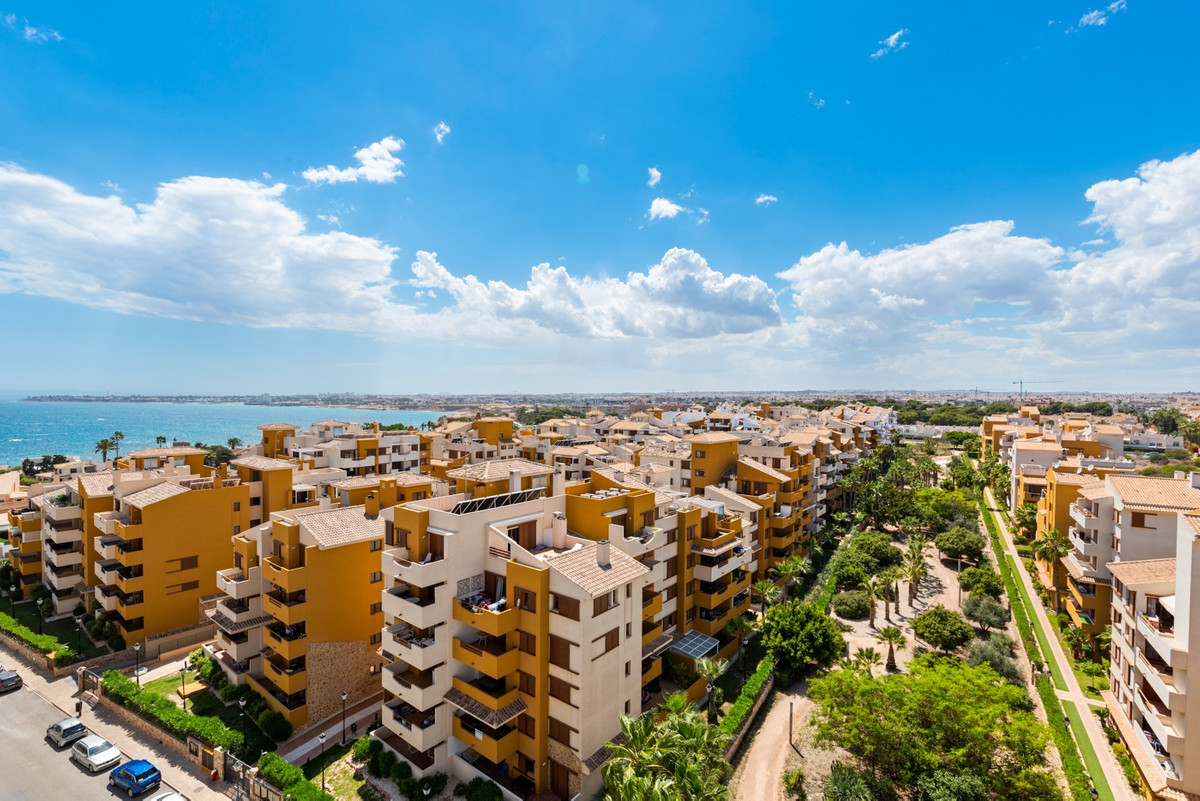 2 Bed Apartment for sale in Punta Prima Costa Blanca, Alicante, Spain