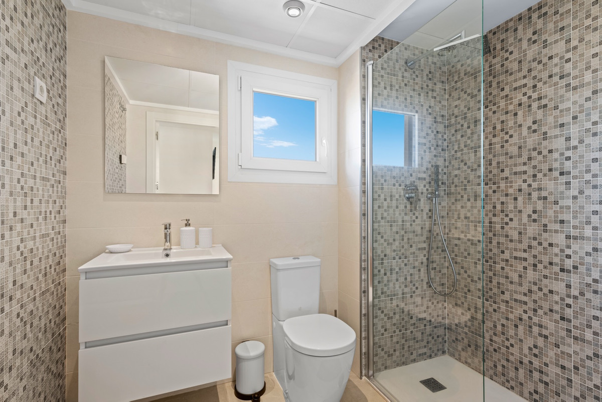 2 Bed Apartment for sale in Punta Prima Costa Blanca, Alicante, Spain