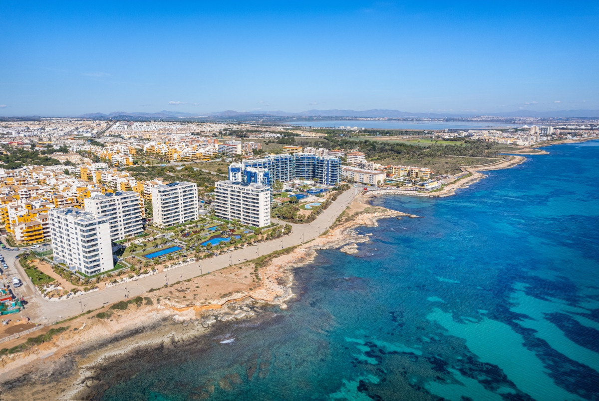 2 Bed Apartment for sale in Punta Prima Costa Blanca, Alicante, Spain