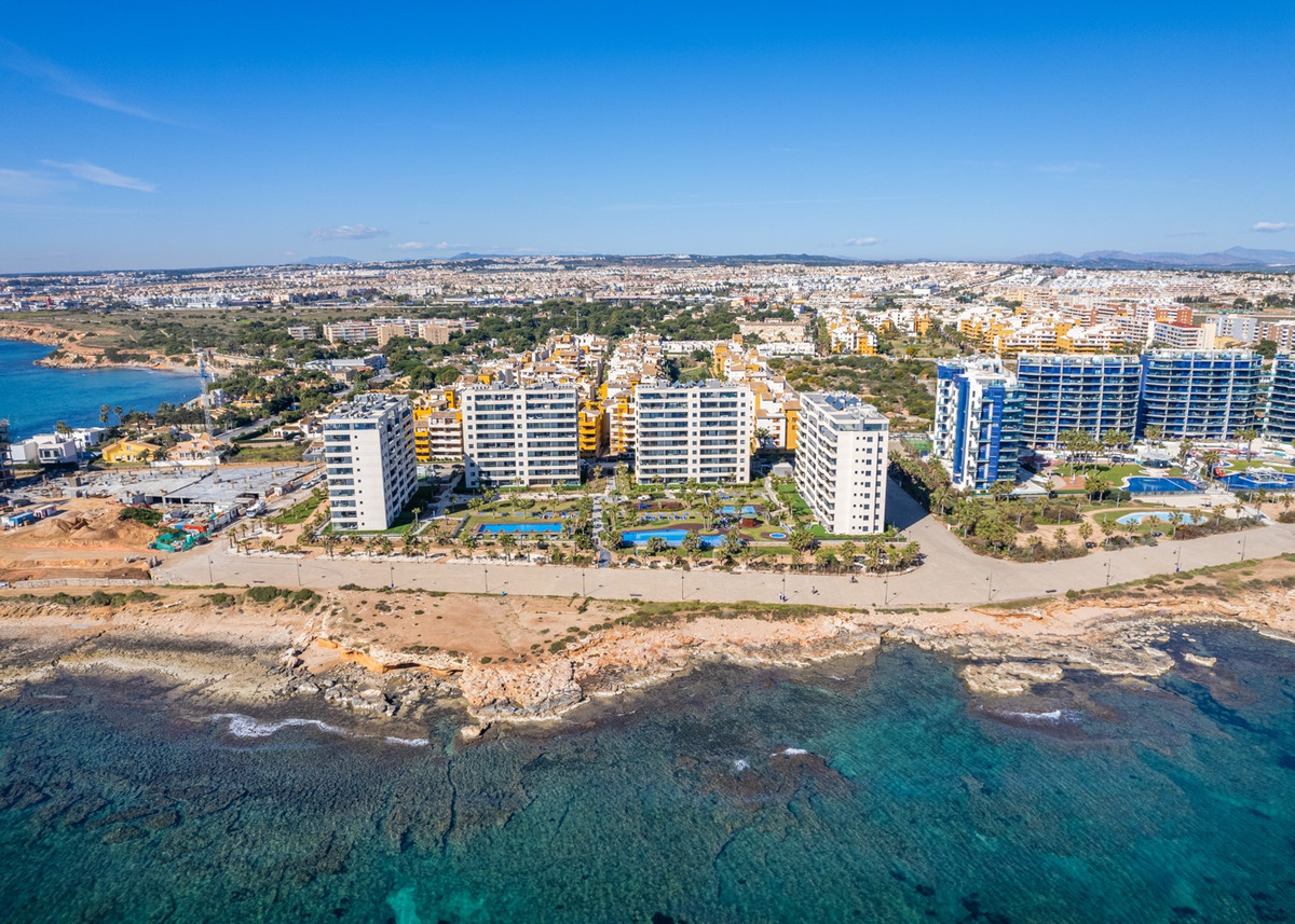 2 Bed Apartment for sale in Punta Prima Costa Blanca, Alicante, Spain