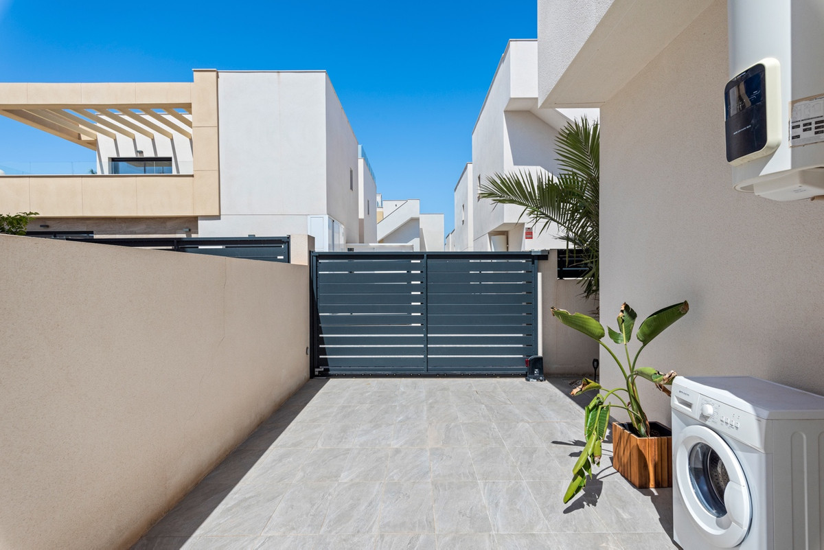 3 Bed Townhouse for sale in Los Montesinos Costa Blanca, Alicante, Spain