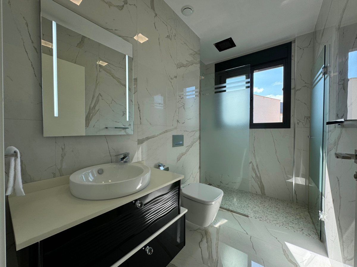 5 Bed Townhouse for sale in San Miguel De Salinas Costa Blanca, Alicante, Spain