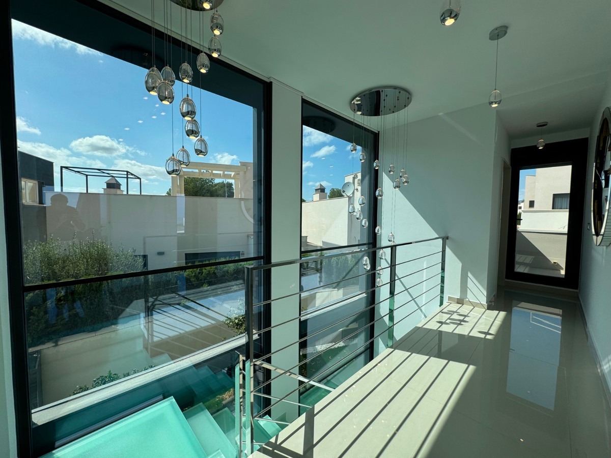 5 Bed Townhouse for sale in San Miguel De Salinas Costa Blanca, Alicante, Spain