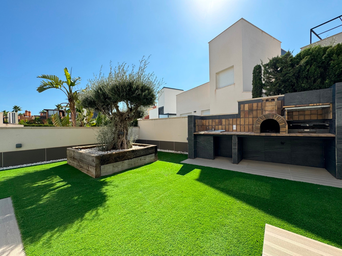 5 Bed Townhouse for sale in San Miguel De Salinas Costa Blanca, Alicante, Spain