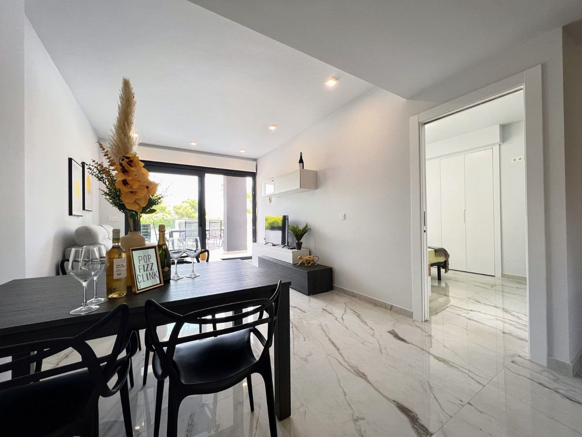 2 Bed Apartment for sale in Los Altos Costa Blanca, Alicante, Spain