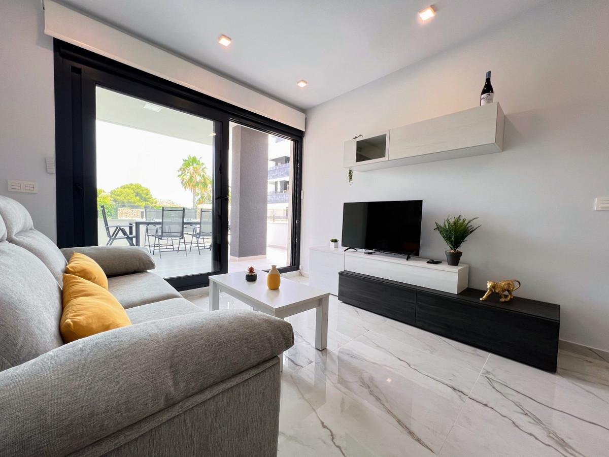 2 Bed Apartment for sale in Los Altos Costa Blanca, Alicante, Spain