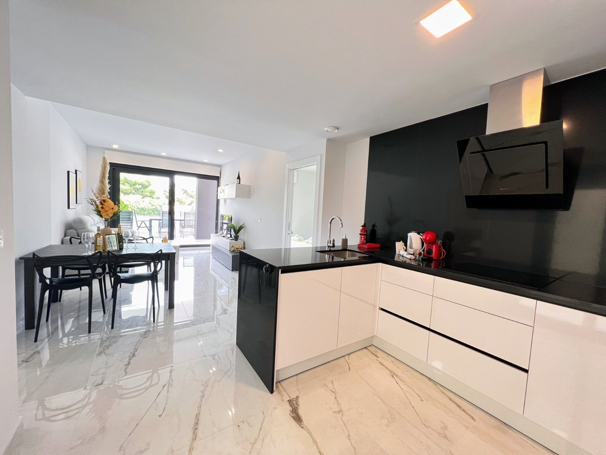 2 Bed Apartment for sale in Los Altos Costa Blanca, Alicante, Spain