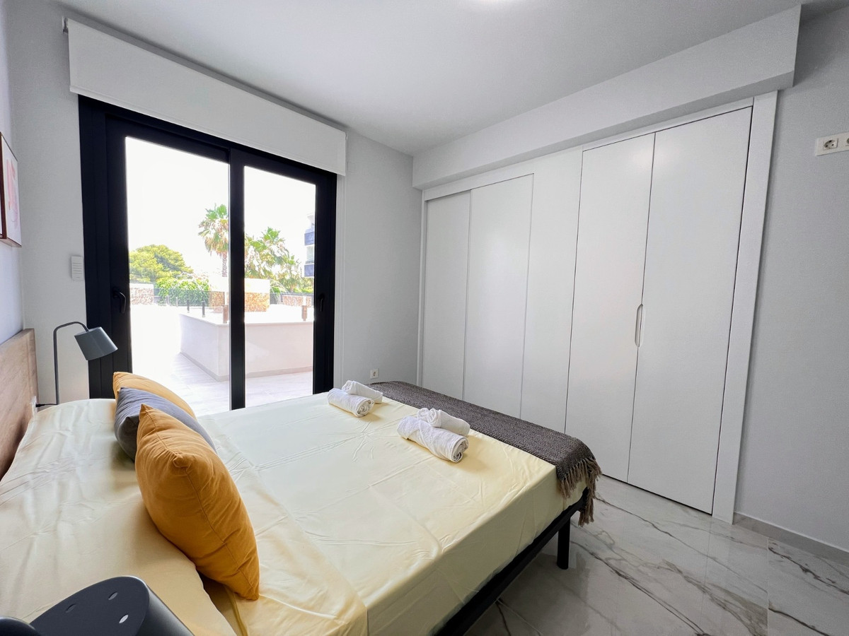 2 Bed Apartment for sale in Los Altos Costa Blanca, Alicante, Spain