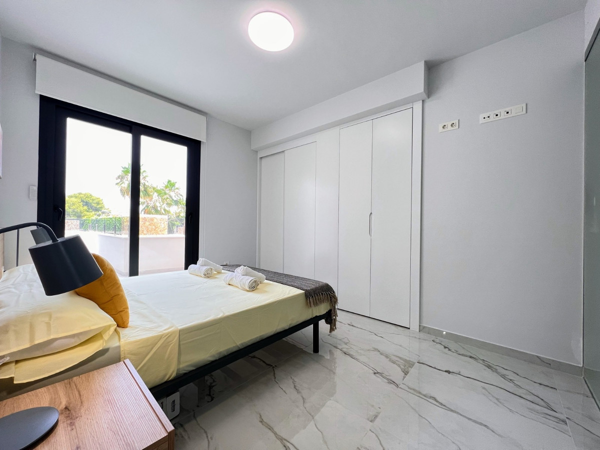 2 Bed Apartment for sale in Los Altos Costa Blanca, Alicante, Spain