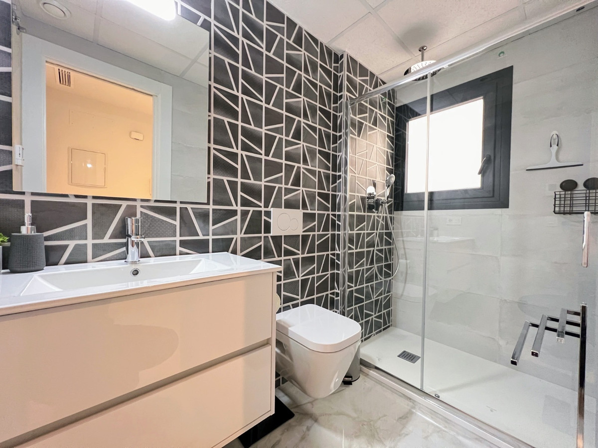 2 Bed Apartment for sale in Los Altos Costa Blanca, Alicante, Spain