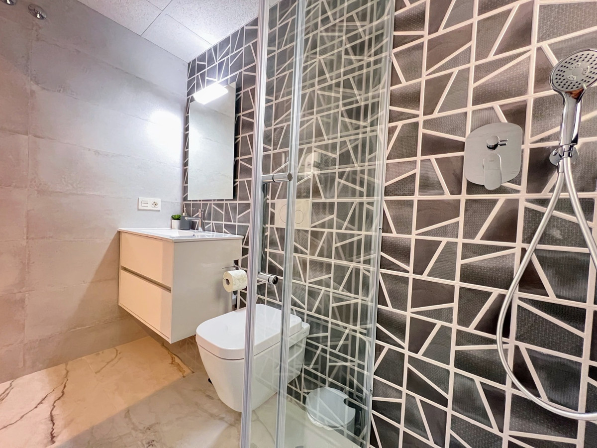 2 Bed Apartment for sale in Los Altos Costa Blanca, Alicante, Spain